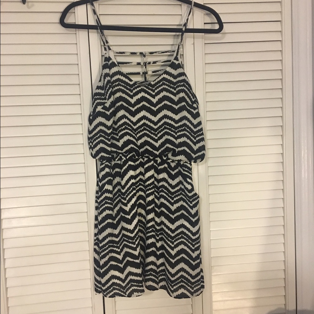 Windsor black and white dress